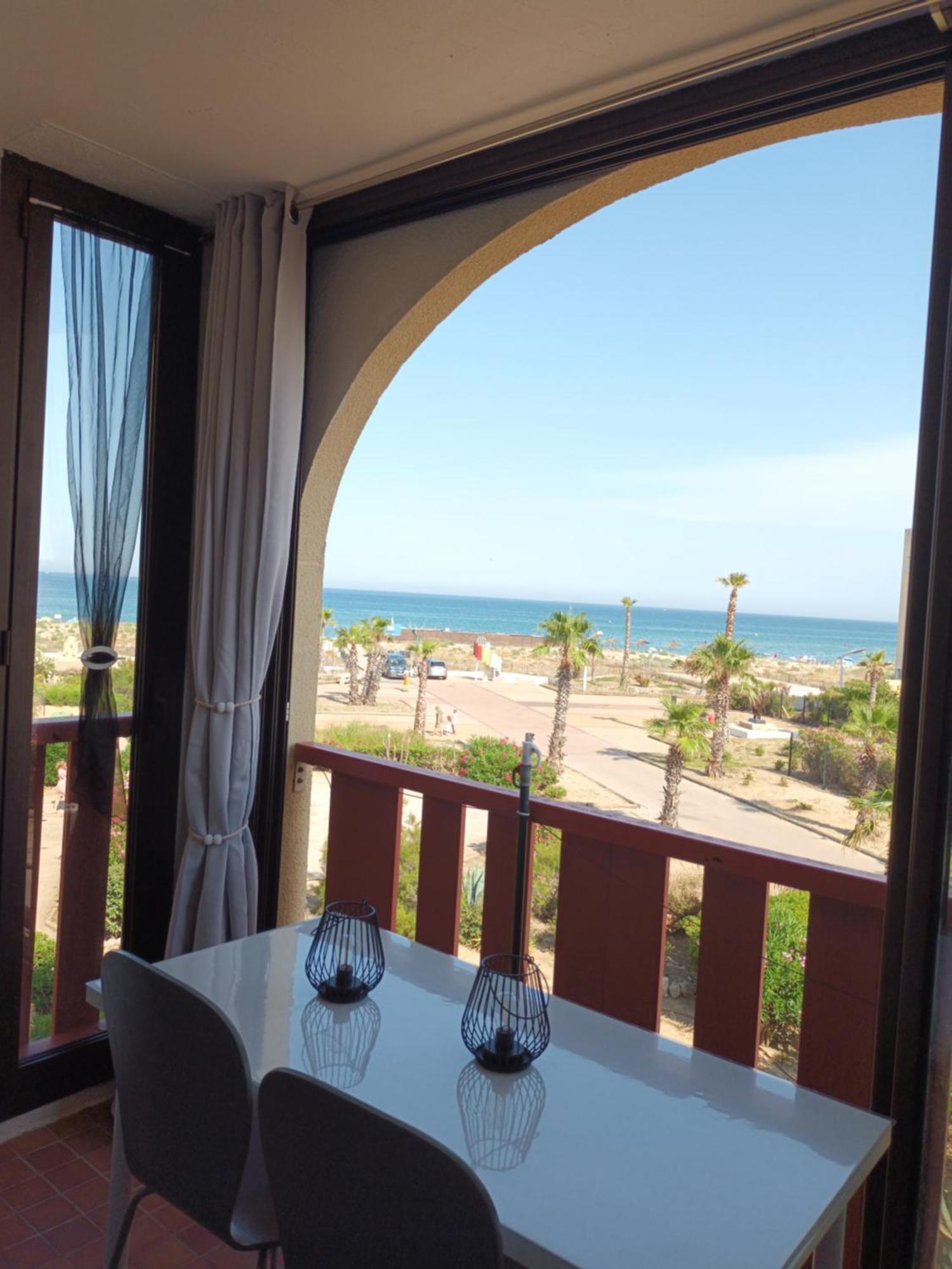 Le Victoria'S Beach Barcares - Parking Prive - Direct Plage - 5 Minutes A Pied Du Lydia - 3 Personnes Le Barcarès Εξωτερικό φωτογραφία